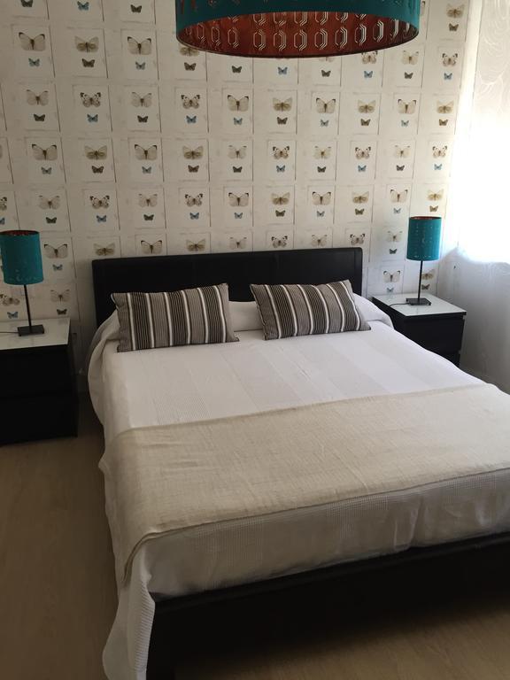 Bernini 20 Bed & Breakfast Наполи Екстериор снимка